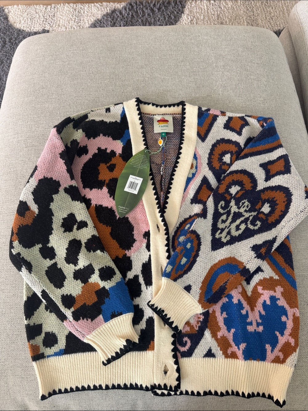 FARM Rio Mixed Ikat Hearts Cardigan Size Small - Picture 4 of 4